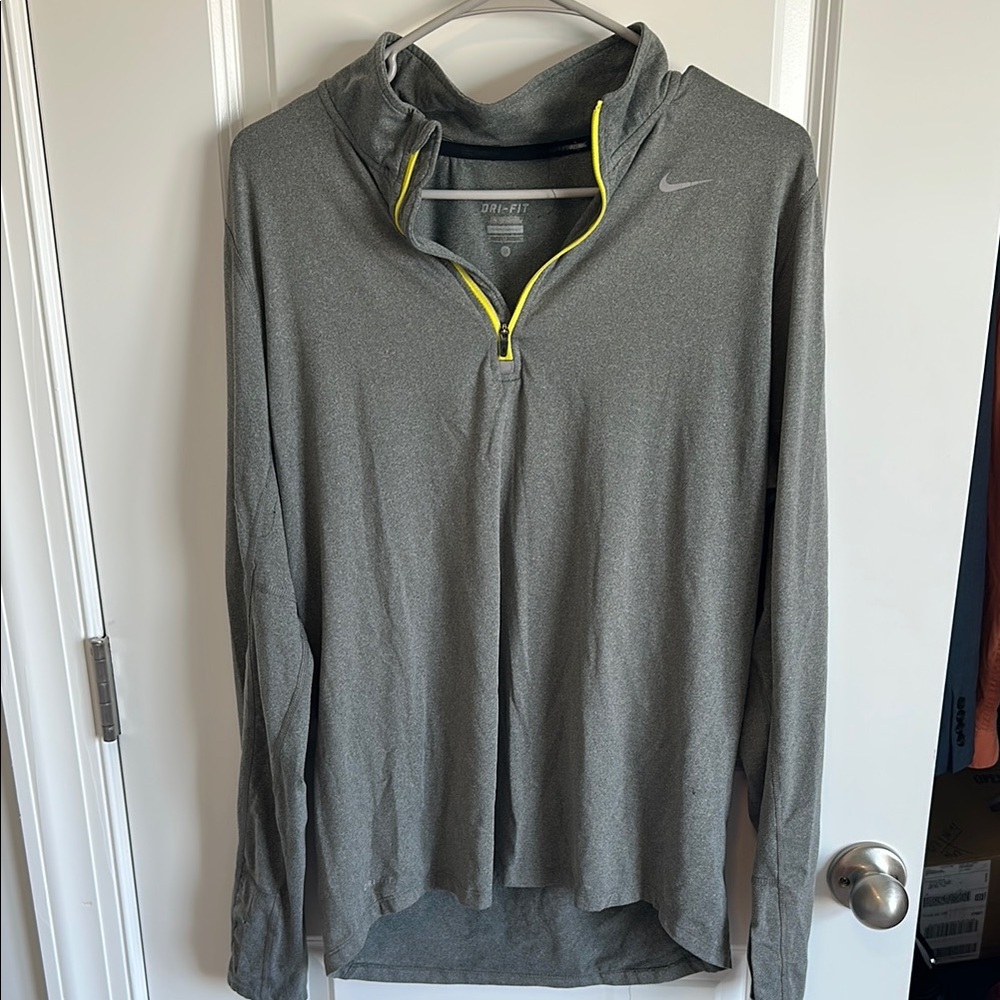 Nike Gray Long Sleeve Pullover